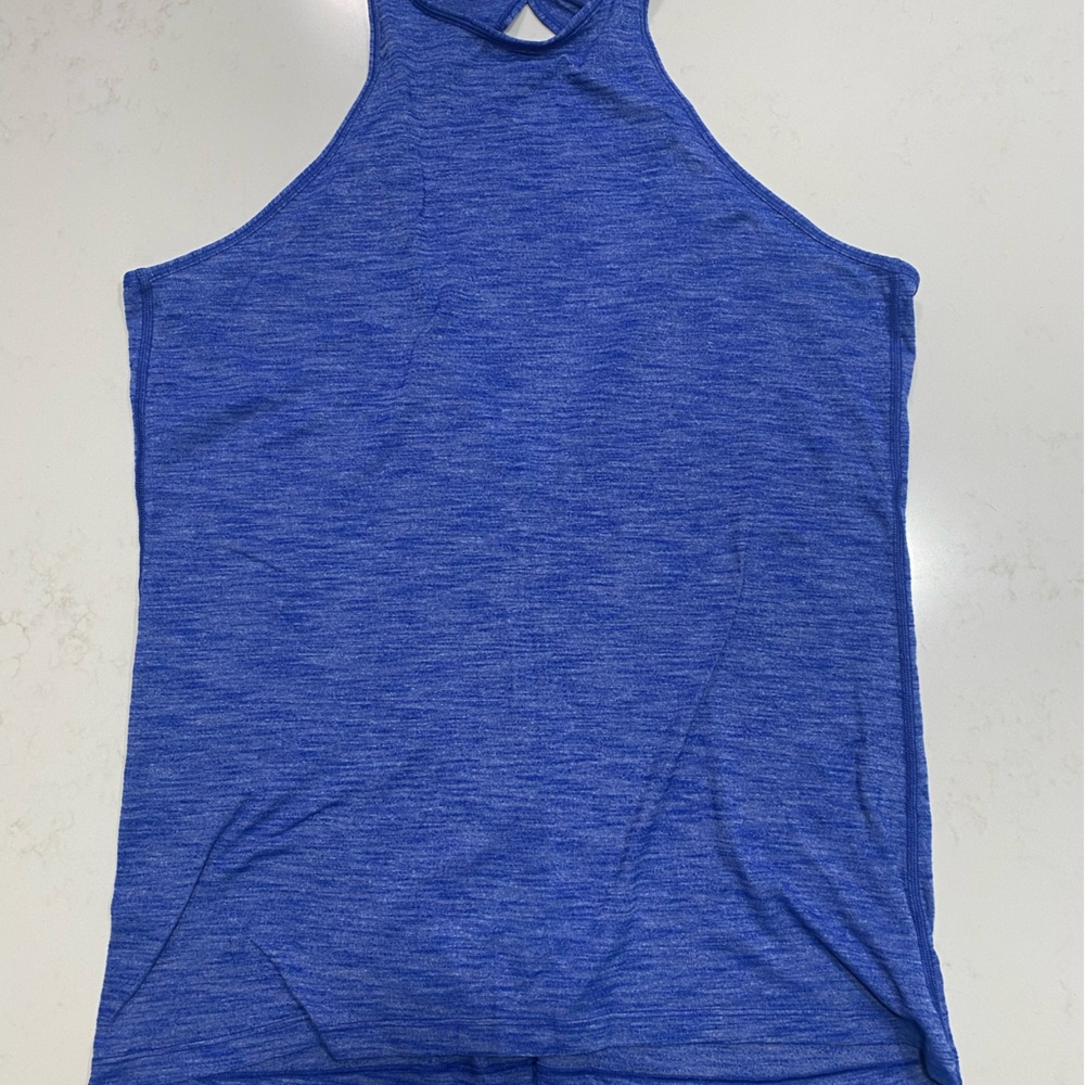 Lululemon tank size 8